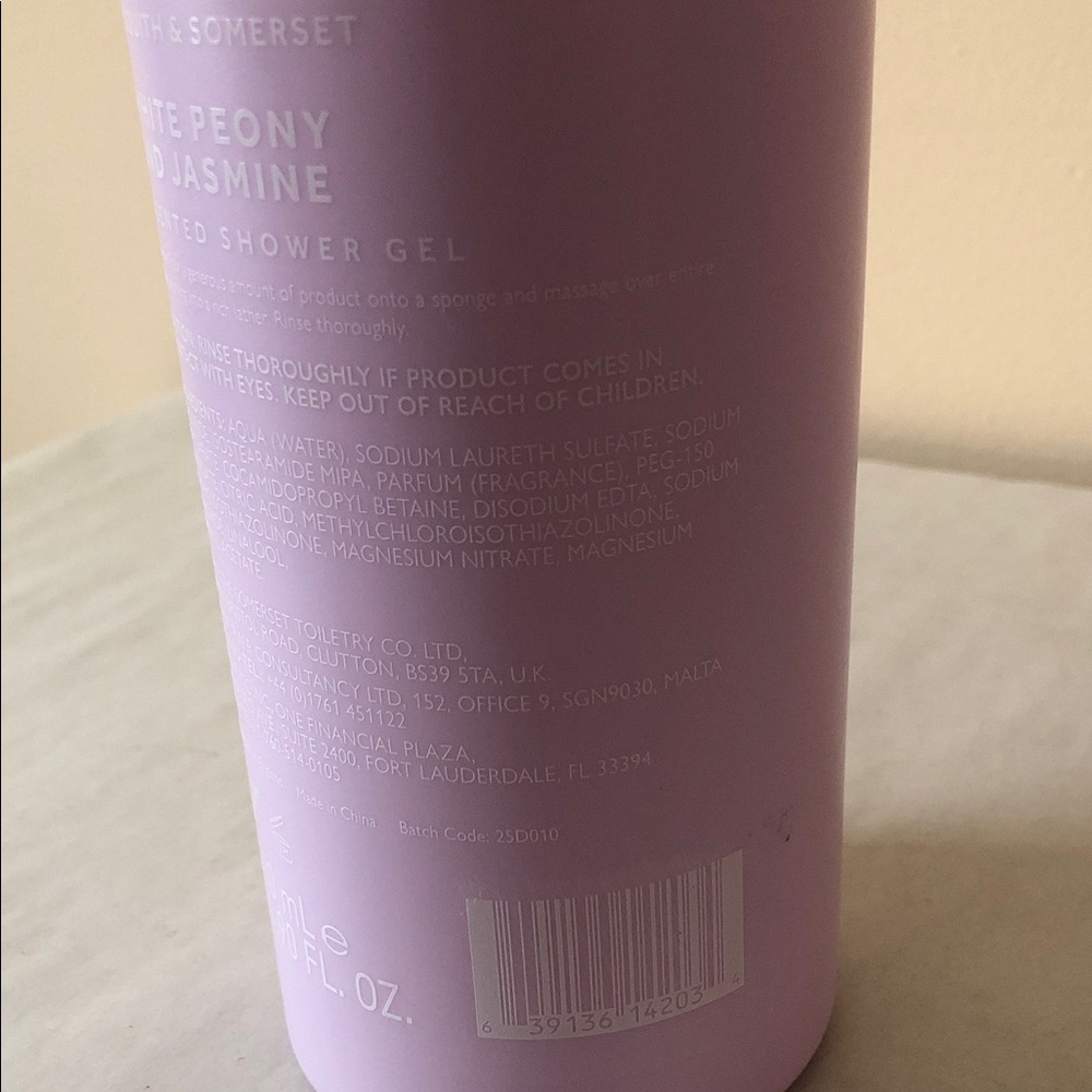 ASQUITH & Somerset White Peony and Jasmine Shower Gel - Picture 5 of 7